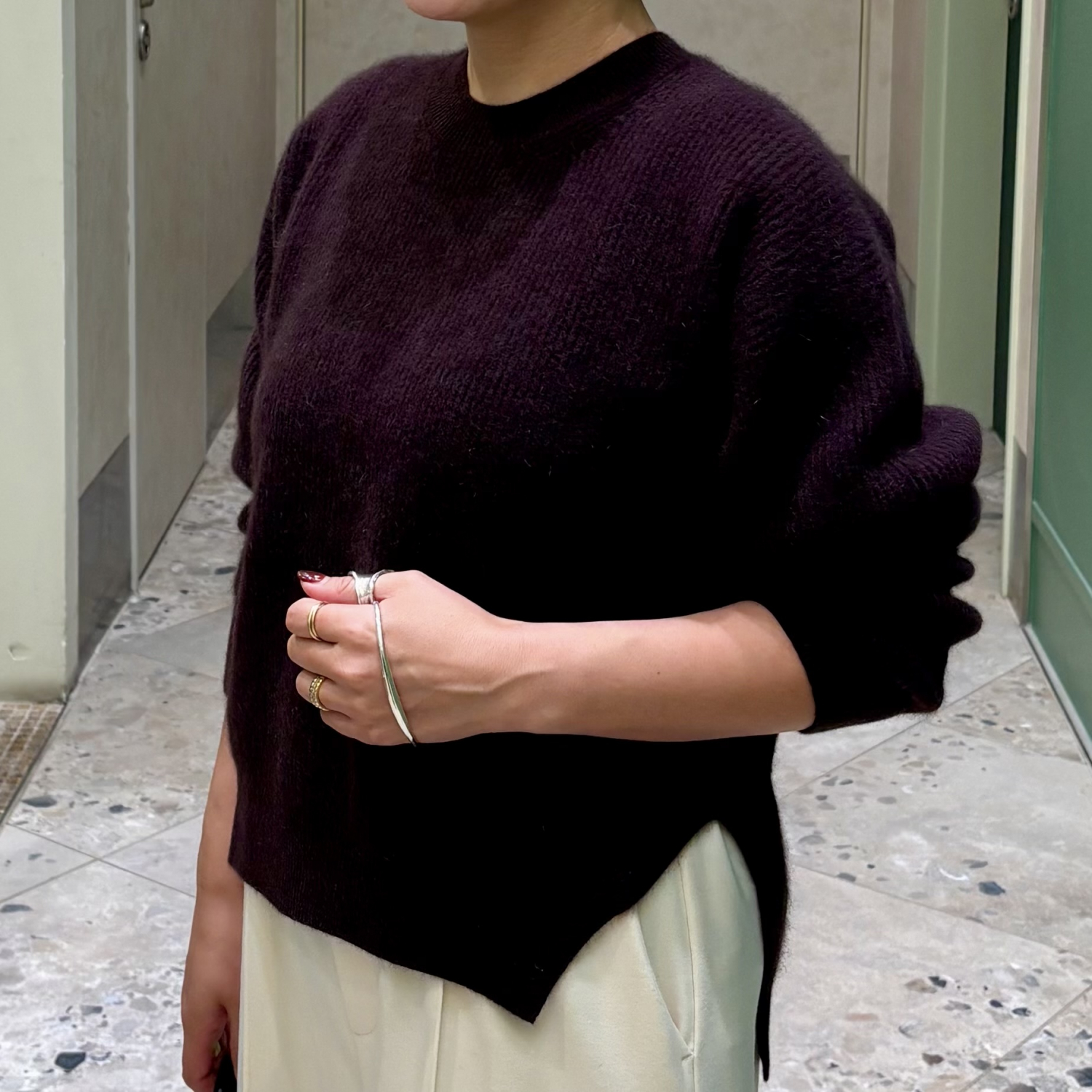 〈Demi-Luxe BEAMS〉【別注】BATONER / カシミヤフォックス クルーネック ニット