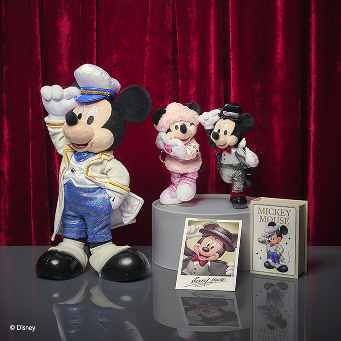ディズニーストアから、11月18日のミッキーのお誕生日を記念した新コレクションが登場