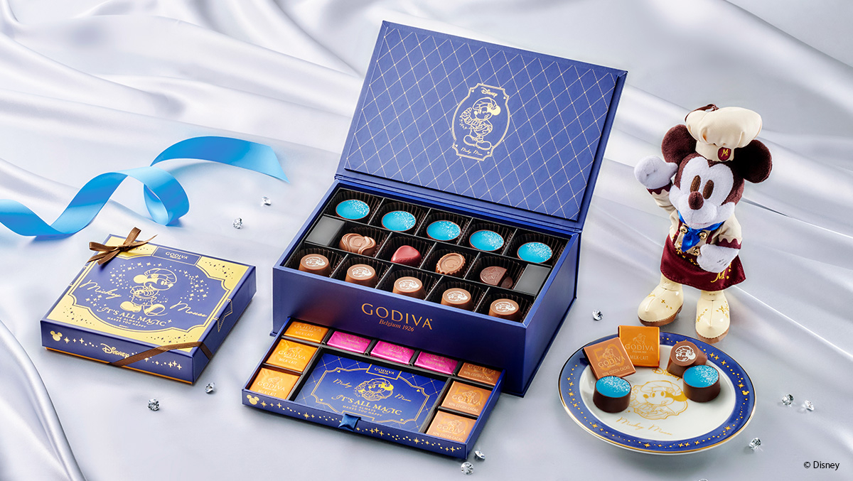 ショコラティエ姿のミッキーをデザインしたバレンタインのコレクションを順次発売